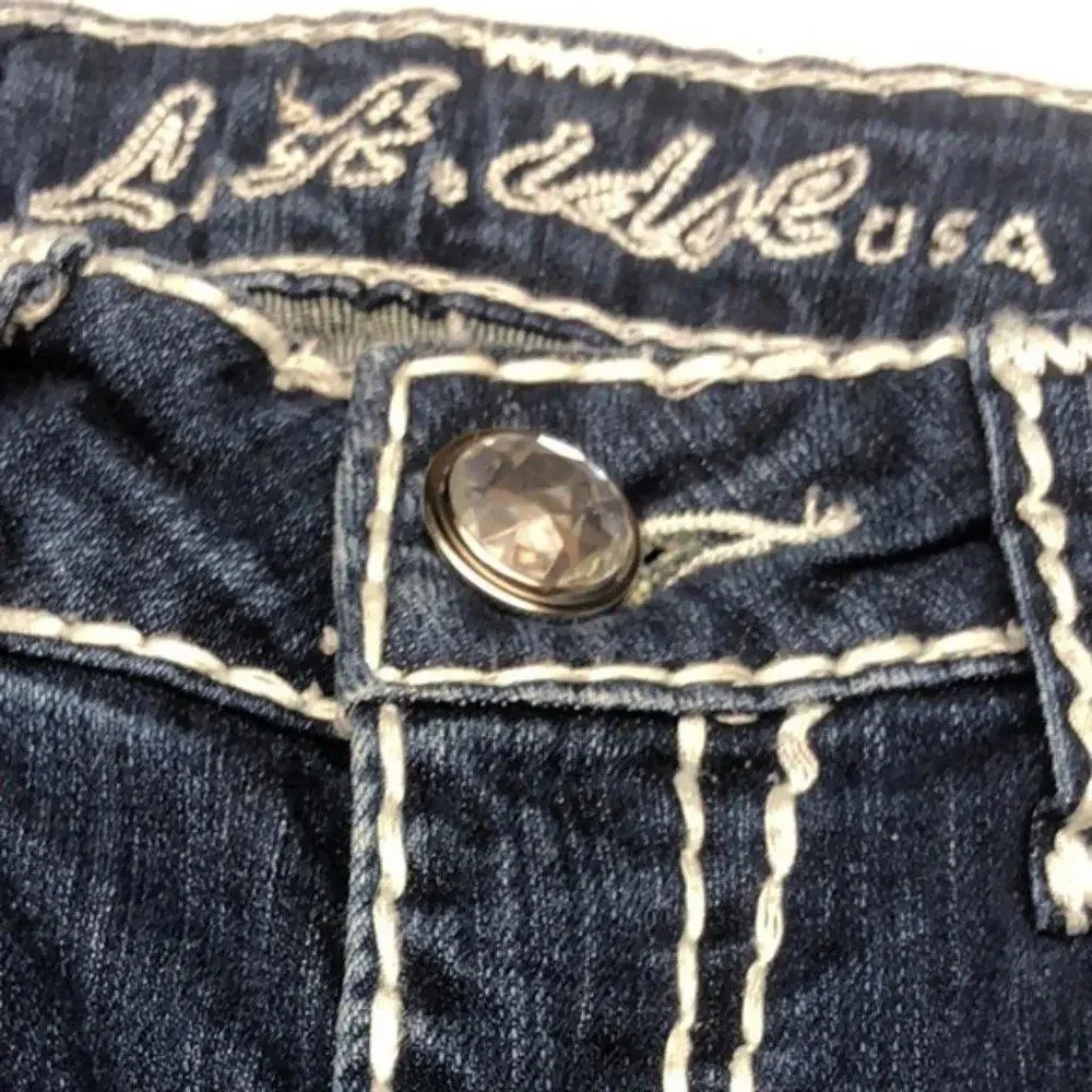LIKE NEW VINTAGE L.A. IDOL CROP JEANS 31x18 CRYSTALS 💎